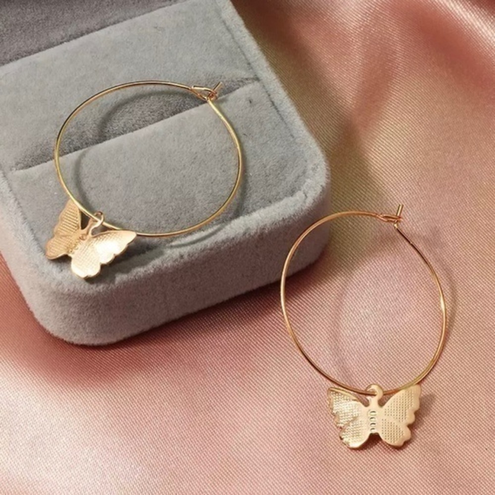 3/$30 💛 Butterfly Hoop Earrings